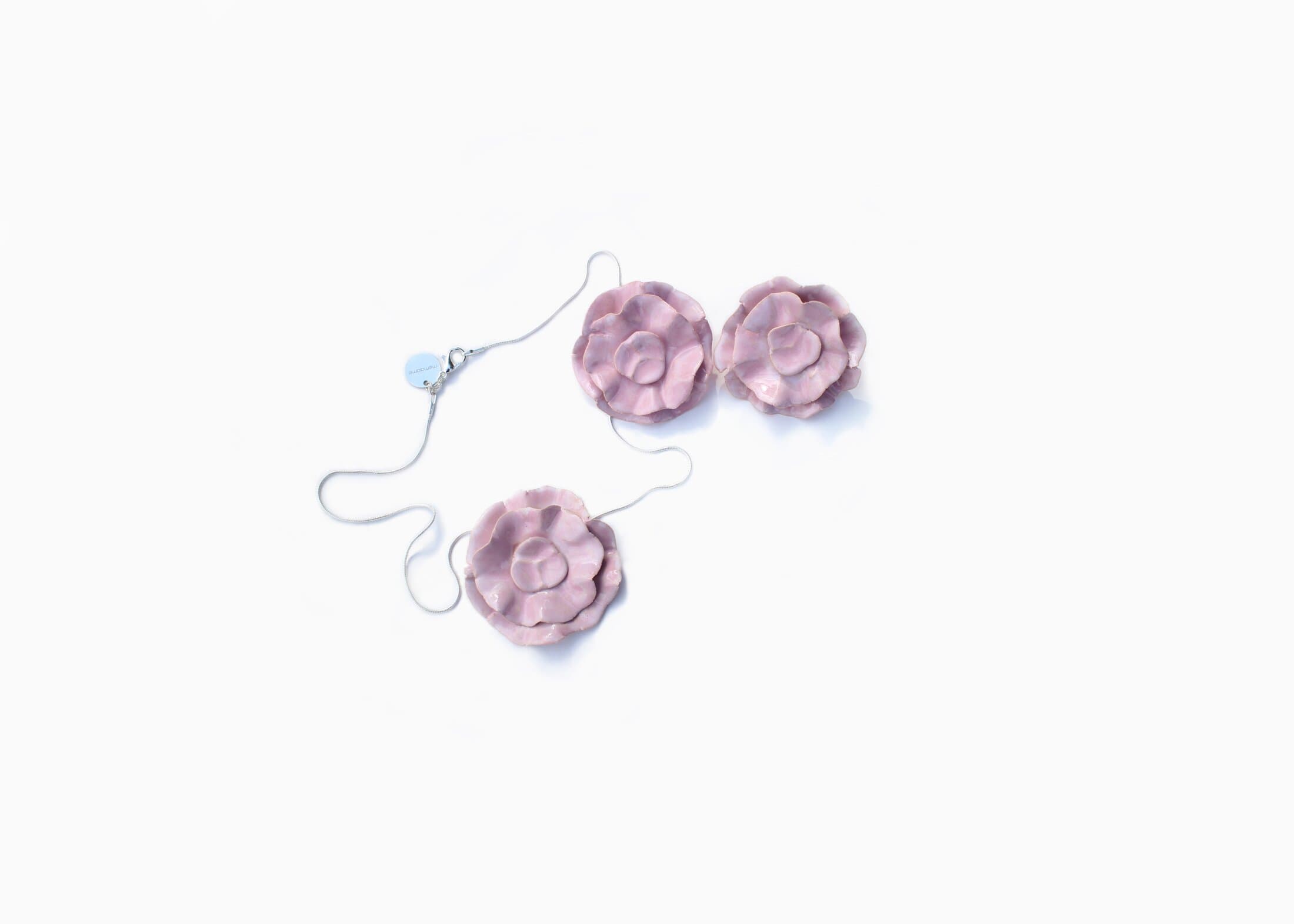 Conjunto de pendientes y colgante Wardi rosa