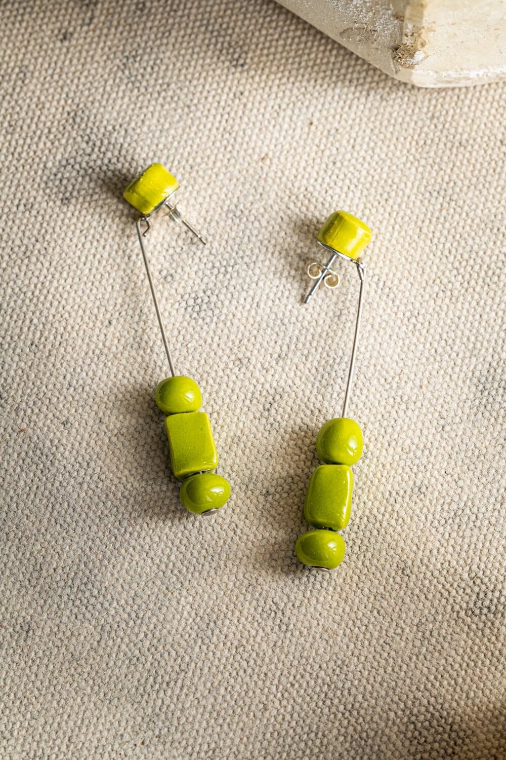 Oreka pendientes verde · vista 3