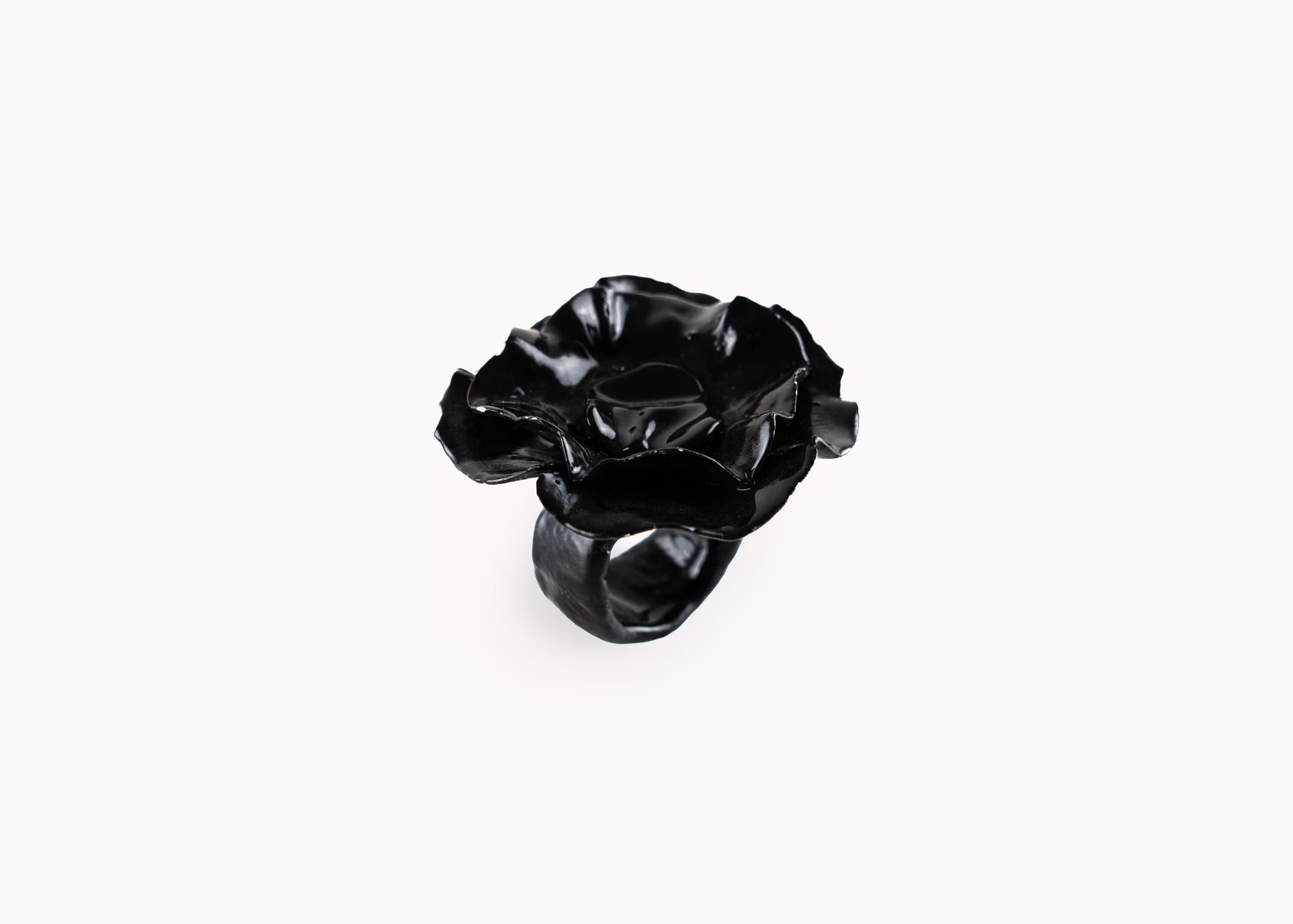 Wardi anillo negro